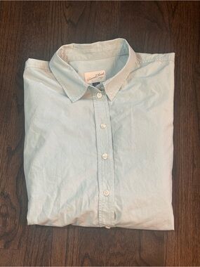 Universal Thread M Light Blue Button Down